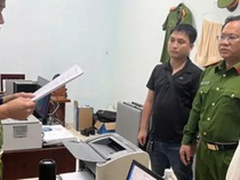 Bắt khẩn cấp chủ Facebook “Không Cần Biết” Huỳnh Văn Minh Nhựt SN 1995