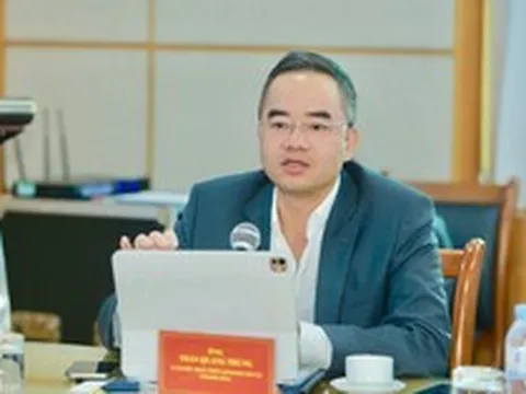 'Khi nào người dân không còn ưu tiên gửi tiết kiệm, bất động sản mới có cơ hội phục hồi rõ nét'