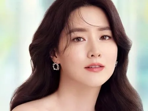 "Nàng Dae Jang Geum" tuổi 55: Nhan sắc trẻ trung, hôn nhân viên mãn bên chồng đại gia hơn 20 tuổi