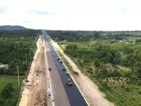 Phê bình Ban Quản lý dự án Ea Kar, kiểm điểm giám đốc
