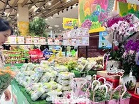 Quà tặng 20/10: Bật mí những món quà khiến chị em thích mê