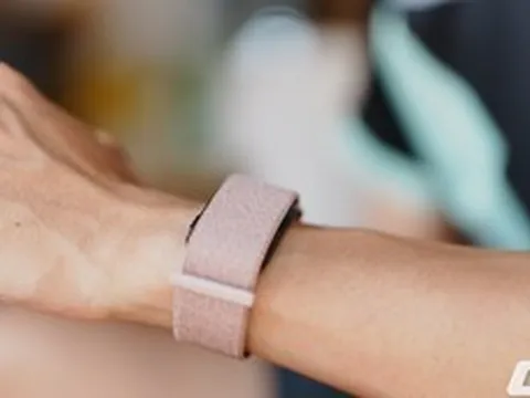 Dùng thử Garmin CIRQA Smart Band- vòng tay sức khỏe không màn hình tránh sao nhãng, pin đến 10 ngày, giá hơn 5 triệu