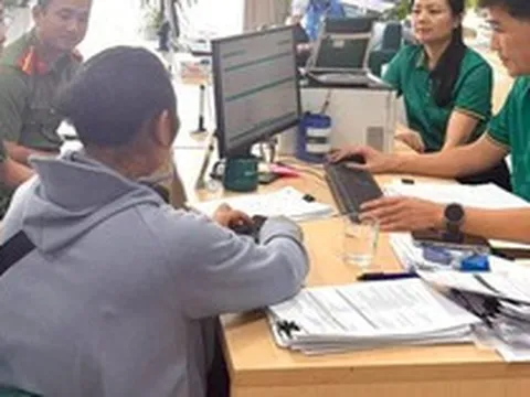 Chuyển 90 triệu đồng sau khi nhắn tin với “sếp Phan Gia Đại”, người phụ nữ định chuyển thêm 100 triệu đồng thì nhân viên BIDV báo công an
