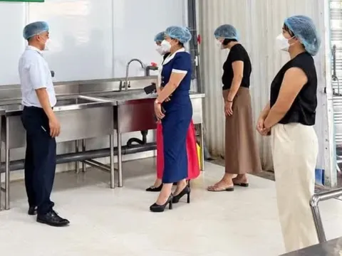 48 học sinh bất thường sức khỏe, phát hiện trực khuẩn mủ xanh