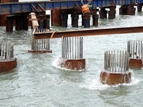 Huy động gần 500 trụ cọc thép, 1.000 thiết bị, Việt Nam xây cầu vượt biển hơn 25.000 tỷ đồng, top 3 ĐNÁ