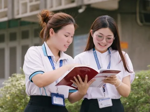 Bộ Nội vụ làm rõ tiêu chí thu hút sinh viên tốt nghiệp thủ khoa