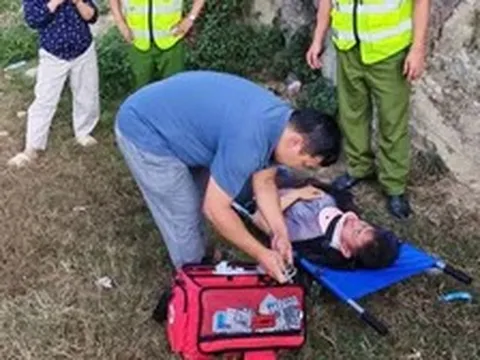 Một người rơi xuống vực sâu hơn 300m ở Tuyên Quang