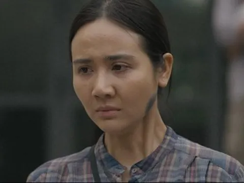 Mỹ nhân "phim giờ vàng" lột xác khó tin: Ngoài đời sang chảnh, lên phim gầy gò, khắc khổ