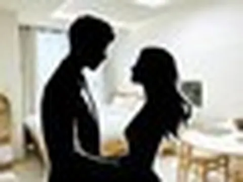 Hoa hậu Hàn Quốc từng sống tại TP.HCM giờ ở tạm bợ trong phòng trọ 27 mét vuông, cân nhắc tái hôn với "hồng hài nhi" kém 18 tuổi