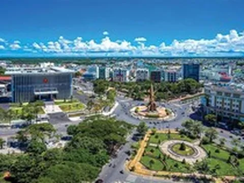 Tập đoàn TH của bà Thái Hương nghiên cứu cơ hội đầu tư dưới tán rừng tại địa phương duy nhất ở Việt Nam giáp 3 mặt biển
