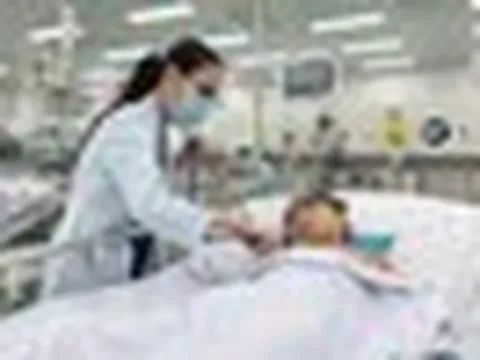 Bệnh nhi 7 tuổi trụy tim mạch vì cúm A, thoát cửa tử sau gần 12 ngày chạy ECMO