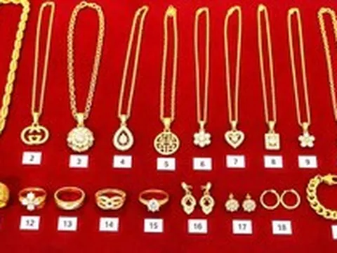 Nghệ An rao bán 19 món vàng trang sức không rõ nguồn gốc
