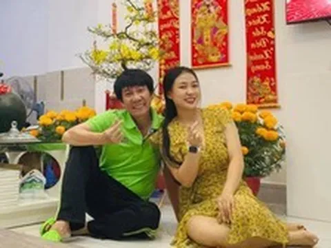 Nam nghệ sĩ Việt 62 tuổi mới có con với vợ diễn viên kém 30 tuổi, đi bán mì mưu sinh