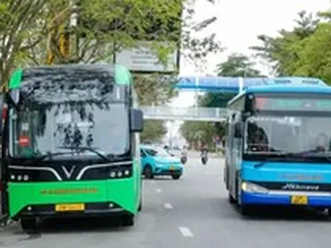 Người làm việc ở khu công nghệ cao Hà Nội sắp được miễn vé tháng xe buýt
