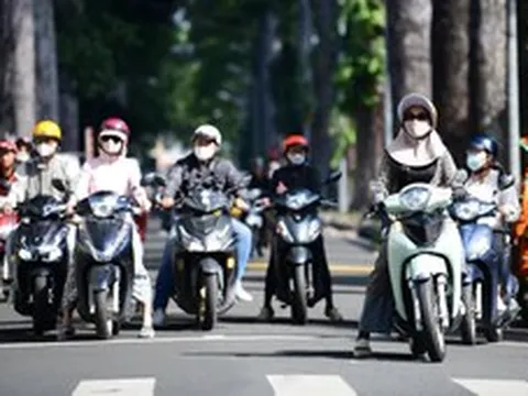 Thời tiết hôm nay 29-10: Miền Nam chiều tối có mưa, miền Trung mưa bắt đầu giảm