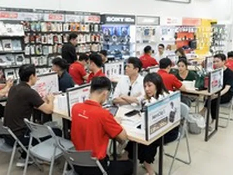 CellphoneS mở bán iPhone Duo chính hãng, ưu đãi đến 5 triệu
