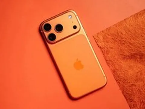 iPhone 18 Pro lên kệ, iPhone 17 Pro Max giảm tới 3 triệu đồng