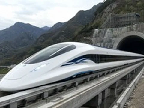 Dừng thi công tuyến tàu cao tốc 500 km/h do chi phí đội lên gấp đôi, rút ngắn thời gian di chuyển giữa hai thành phố lớn chỉ còn 1 tiếng
