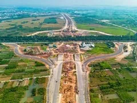 Toàn cảnh tuyến vành đai 85.000 tỷ đồng, rộng gấp 3 lần đường băng sân bay: 15km đường song hành vừa thông xe, kết nối cầu 10.000 tỷ đang thành hình với đại lộ đẹp nhất Việt Nam