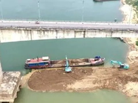 Sửa cầu sông Lô chậm tiến độ, nhà thầu không chấp hành chỉ đạo của tỉnh Phú Thọ