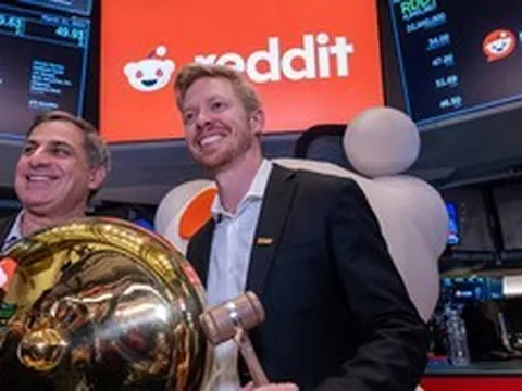 Cho rằng Google AI là lý do chính khiến nền tảng "bay màu” 7 tỷ USD trong 2 ngày: Reddit dựng tường lửa bắt người dùng phải đăng nhập